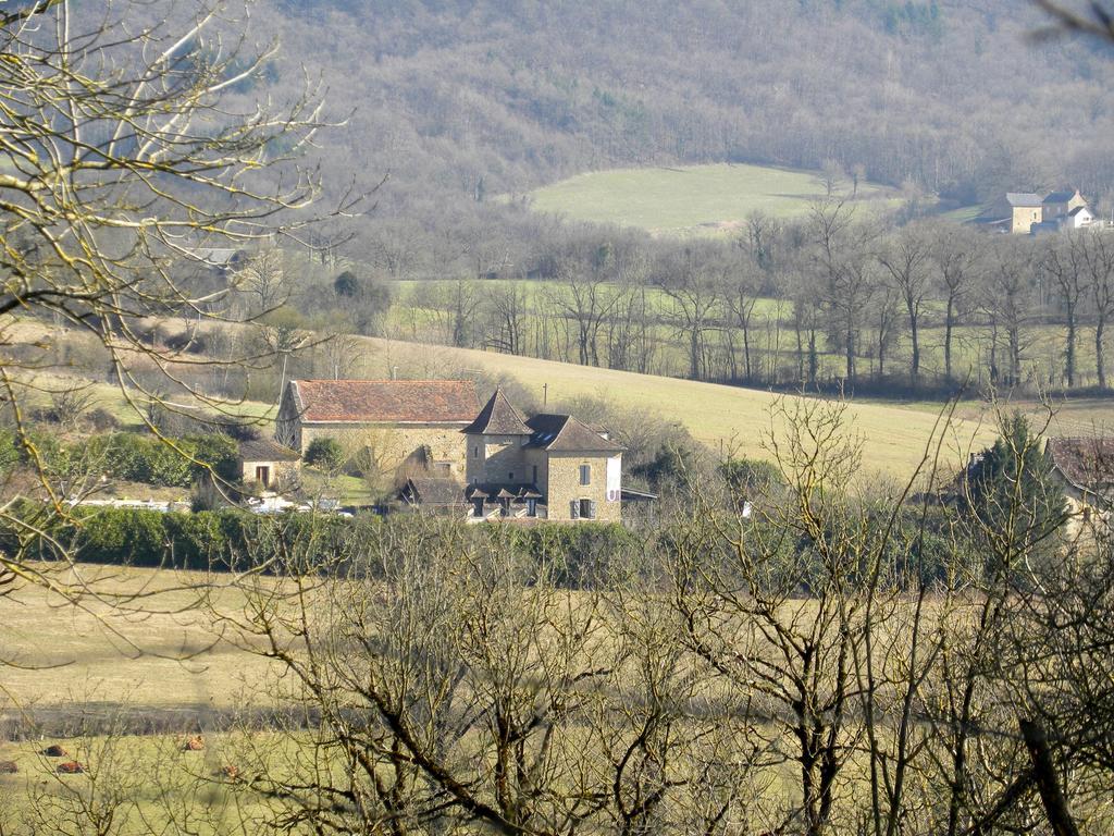 Hotel La Bastie D'Urfe Naussac  Exterior photo