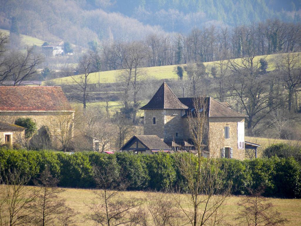 Hotel La Bastie D'Urfe Naussac  Exterior photo