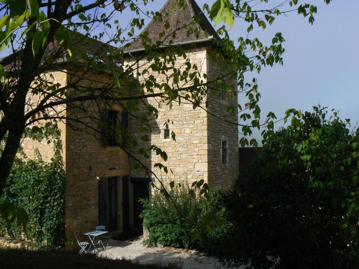 Hotel La Bastie D'Urfe Naussac  Exterior photo